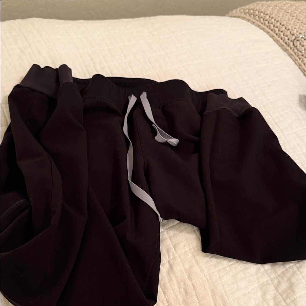Figs Black Jogger Pants
